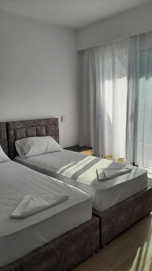 Sea & Sun Apartment Vlore Luaran gambar